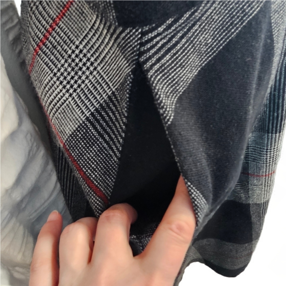 Vintage Wool Blend Plaid Womens Black & Gray Plaid Midi Skirt - Picture 8 of 16